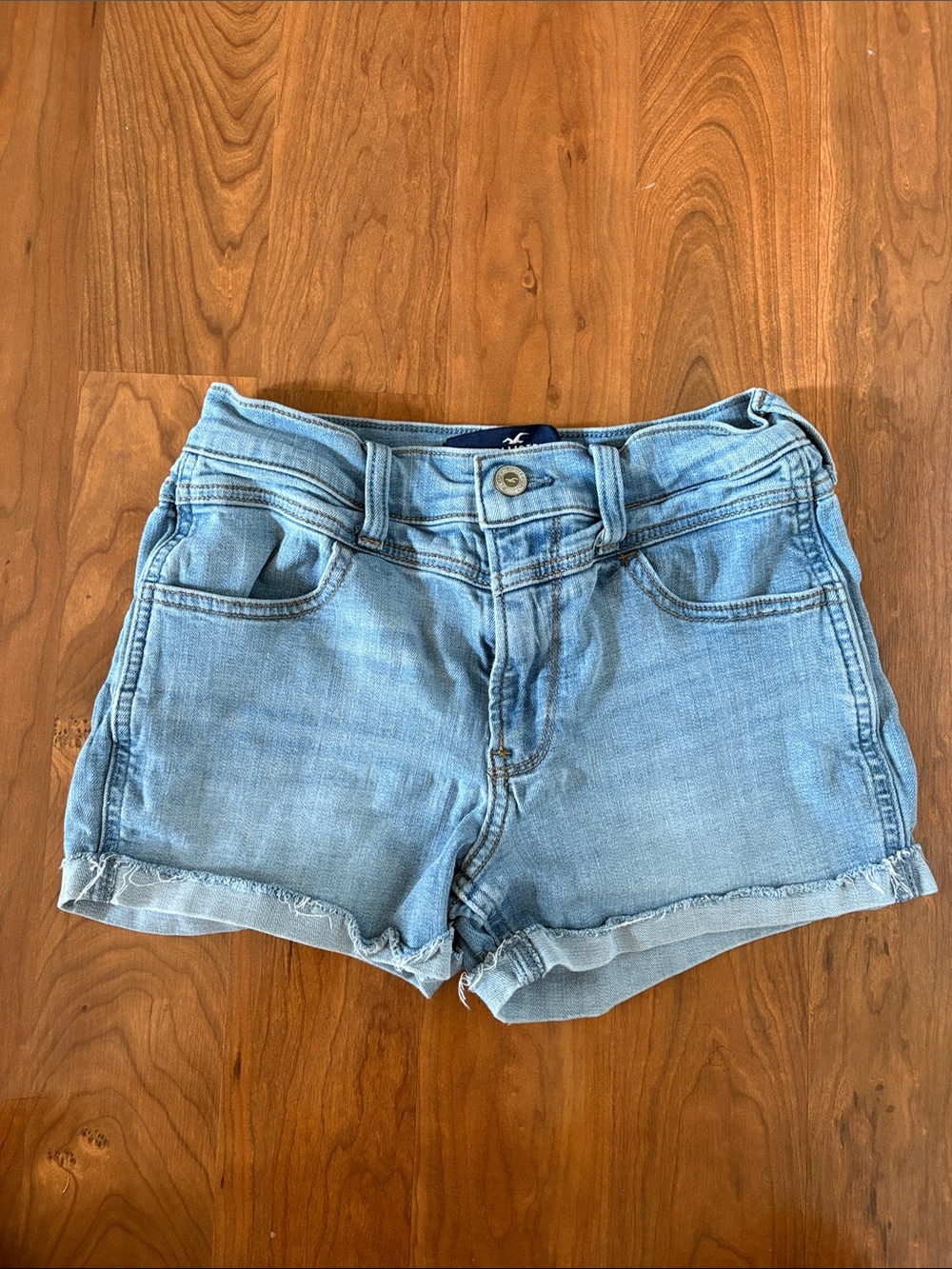 Hollister High- Rise Jean Shorts